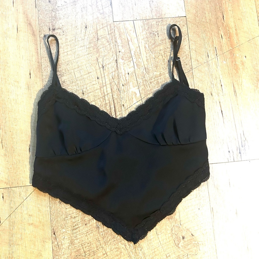 Forever 21 Black Satin Lace Toe Back Crop Top Size M